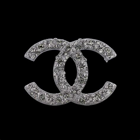 Broche chanel 